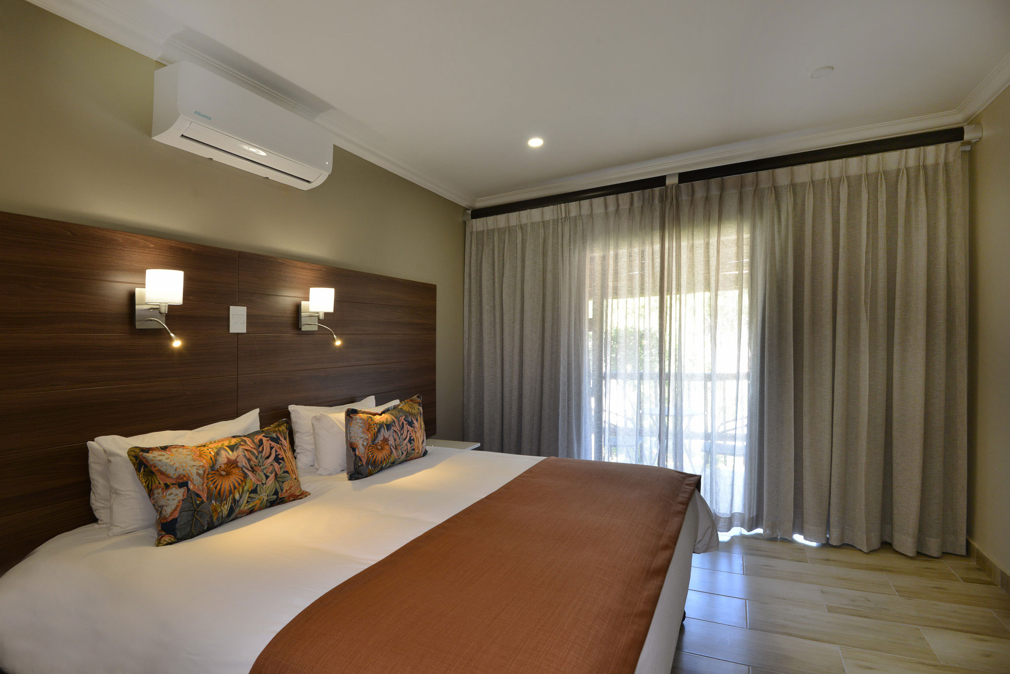 2 Bedroom Deluxe Lodge